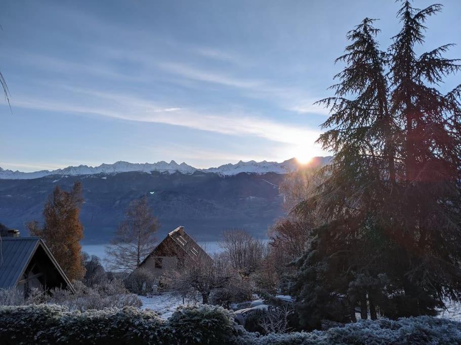 Maison Familiale En Montagne Avec Vue Merveilleuse Sur Le Massif De Belledonne Saint-Bernard  Kültér fotó