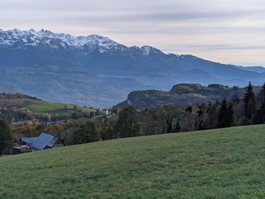 Maison Familiale En Montagne Avec Vue Merveilleuse Sur Le Massif De Belledonne Saint-Bernard  Kültér fotó